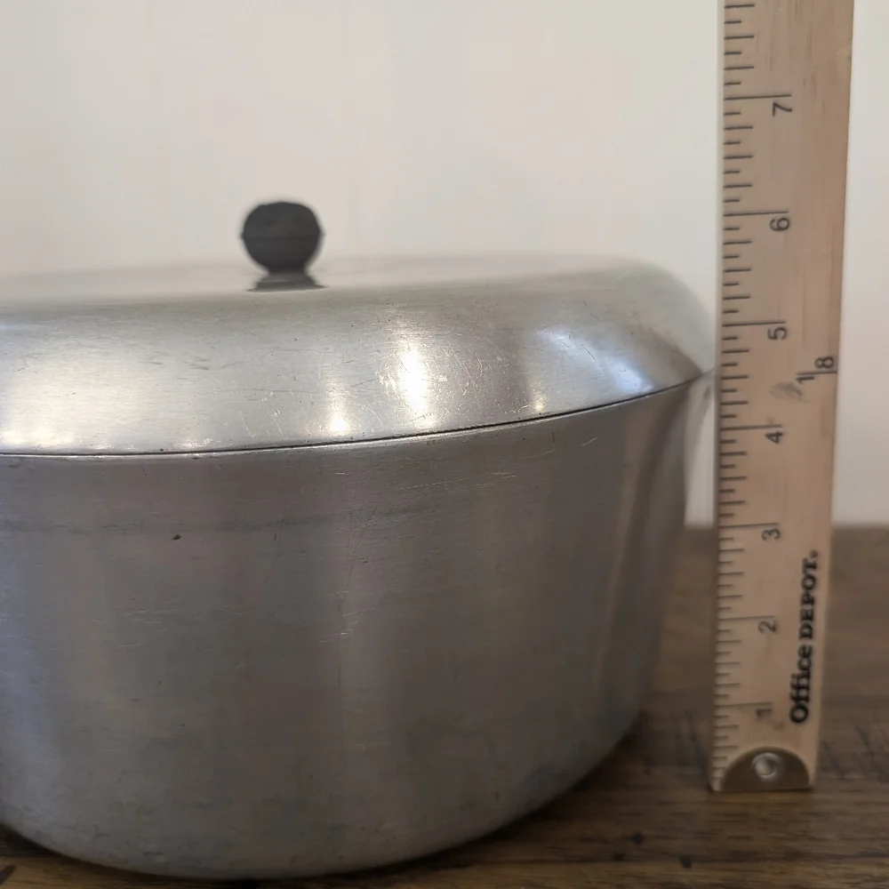 Vintage Luster Lite Montgomery Ward Dutch Oven Stock Pot w/Lid And Trivet